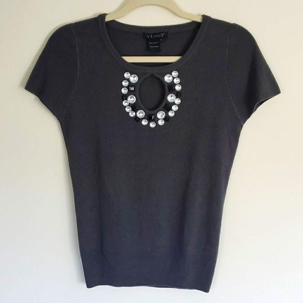 Grey short sleeve Sweater